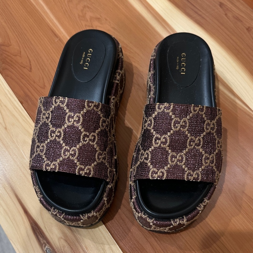 Gucci Patterned Brown Slides - Angelina GG Supreme Platform